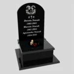 Nagrobek urnowy z grawerem Matki Boskiej i Jezusa U 89 zdjęcie 38