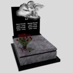 Nagrobek dla dziecka z grawerem alioła z granitu D 64 zdjęcie 39