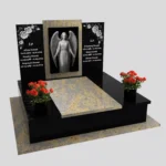 Nagrobek podwójny z grawerem anioła i kwiatami z granitu CK 102 zdjęcie 36