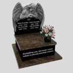 Nagrobek urnowy z rzeźbą anioła ze skrzydłami z granitu U 106 zdjęcie 30