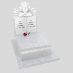 Nagrobek dla dziecka z rzeźbą książki i anioła z granitu D 79 zdjęcie 36