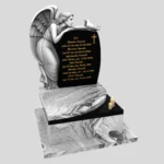 Nagrobek urnowy z delikatnym grawerem anioła z granitu U 109 zdjęcie 44