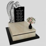 Nagrobek urnowy z rzeźbą anioła U 113 zdjęcie 34