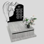 Nagrobek urnowy z rzeźbą anioła U 114 zdjęcie 39