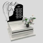 Nagrobek urnowy z rzeźbą anioła U 114 zdjęcie 44