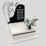 Nagrobek urnowy z rzeźbą anioła U 114 zdjęcie 47