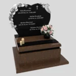 Nagrobek urnowy z rzeźbą róż i ptaka z granitu U 108 zdjęcie 40