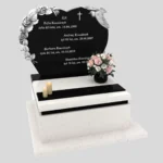 Nagrobek urnowy z rzeźbą róż i ptaka z granitu U 108 zdjęcie 42