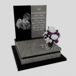 Nagrobek dla dziecka z grawerem anioła – symbol pamięci i miłości z granitu D 70 zdjęcie 37