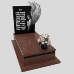 Nagrobek pojedynczy z grawerem anioła o rozpostartych skrzydłach z granitu CK 160 zdjęcie 43