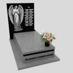 Nagrobek pojedynczy z grawerem anioła z otwartymi skrzydłami, wykonany z dbałością o każdy detal z granitu CK 169 zdjęcie 36