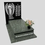 Nagrobek pojedynczy z grawerem anioła z otwartymi skrzydłami, wykonany z dbałością o każdy detal z granitu CK 169 zdjęcie 38