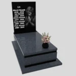 Nagrobek pojedynczy z grawerem Jezusa z granitu CK 161 zdjęcie 33