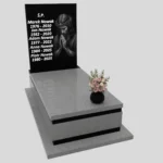 Nagrobek pojedynczy z grawerem Jezusa z granitu CK 161 zdjęcie 38