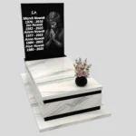 Nagrobek pojedynczy z grawerem Jezusa z granitu CK 161 zdjęcie 39