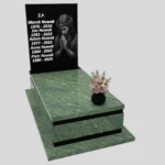 Nagrobek pojedynczy z grawerem Jezusa z granitu CK 161 zdjęcie 40