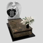 Nagrobek pojedynczy z artystyczną rzeźbą anioła o otwartych skrzydłach z granitu CK 167 zdjęcie 31