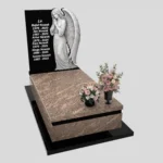 Nagrobek pojedynczy z rzeźbą anioła o delikatnej formie z granitu CK 168 zdjęcie 36