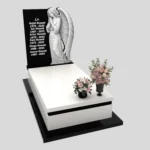 Nagrobek pojedynczy z rzeźbą anioła o delikatnej formie z granitu CK 168 zdjęcie 42