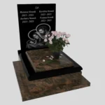 Nagrobek dla dziecka z grawerem Matki Bożej, Jezusa i dzieciątka D 69 zdjęcie 34