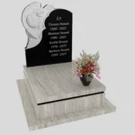 Nagrobek urnowy z artystyczną rzeźbą anioła z granitu U 112 zdjęcie 35