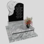 Nagrobek urnowy z artystyczną rzeźbą anioła z granitu U 112 zdjęcie 44