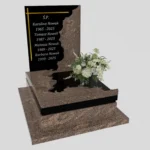 Nagrobek urnowy z wyciętą tablicą z granitu U 107 zdjęcie 34