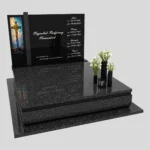 Nagrobek podwójny z witrażem krzyża KD 70 zdjęcie 36