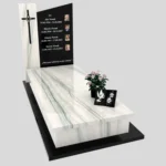 Nagrobek pojedynczy ze zdjęciami i krzyżem K 121 zdjęcie 39