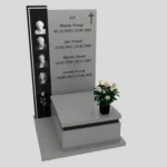 Nagrobek urnowy z fotografiami U 124 zdjęcie 42