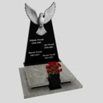 Nagrobek urnowy z grawerem ptaka U 117 zdjęcie 40