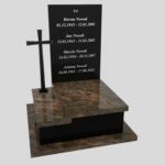 Nagrobek urnowy z kryżem U 126 zdjęcie 35