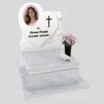 Nagrobek urnowy z rzeźbą serca i gołębia U 128 zdjęcie 38