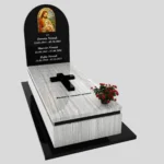 Nagrobek pojedynczy z witrażem Jezusa K 130 zdjęcie 36