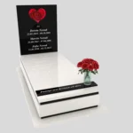 Nagrobek pojedynczy z witrażem serca K 128 zdjęcie 45