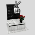 nagrobek urnowy z grawerem Jezusa U 133 zdjęcie 38