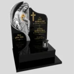 Nagrobek urnowy z rzeźbą Jezusa U 144 zdjęcie 40