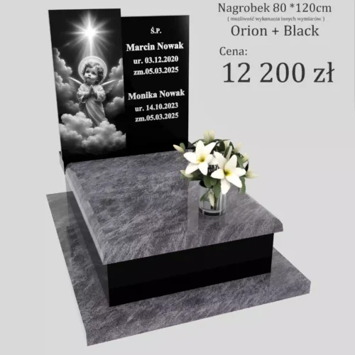Nagrobek D97: aniołek w chmurach na lewej tablicy, osobne pole napisu i wzorzysta płyta Orion